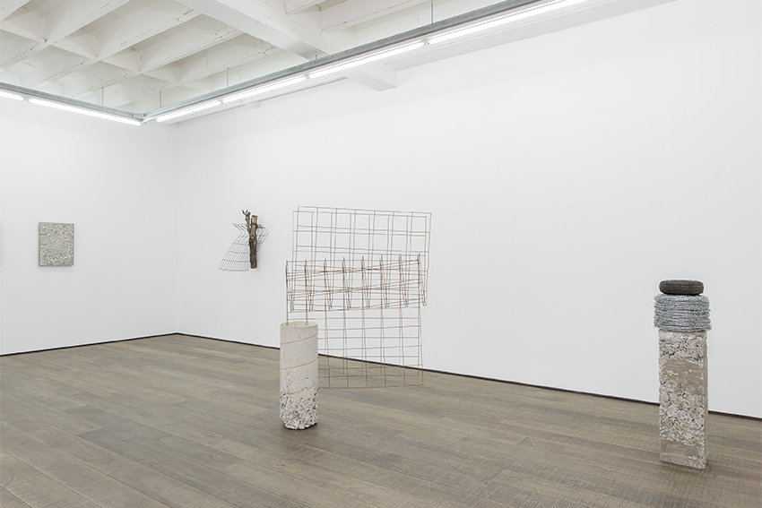 Charles Harlan – Menhirs, Exhibition view